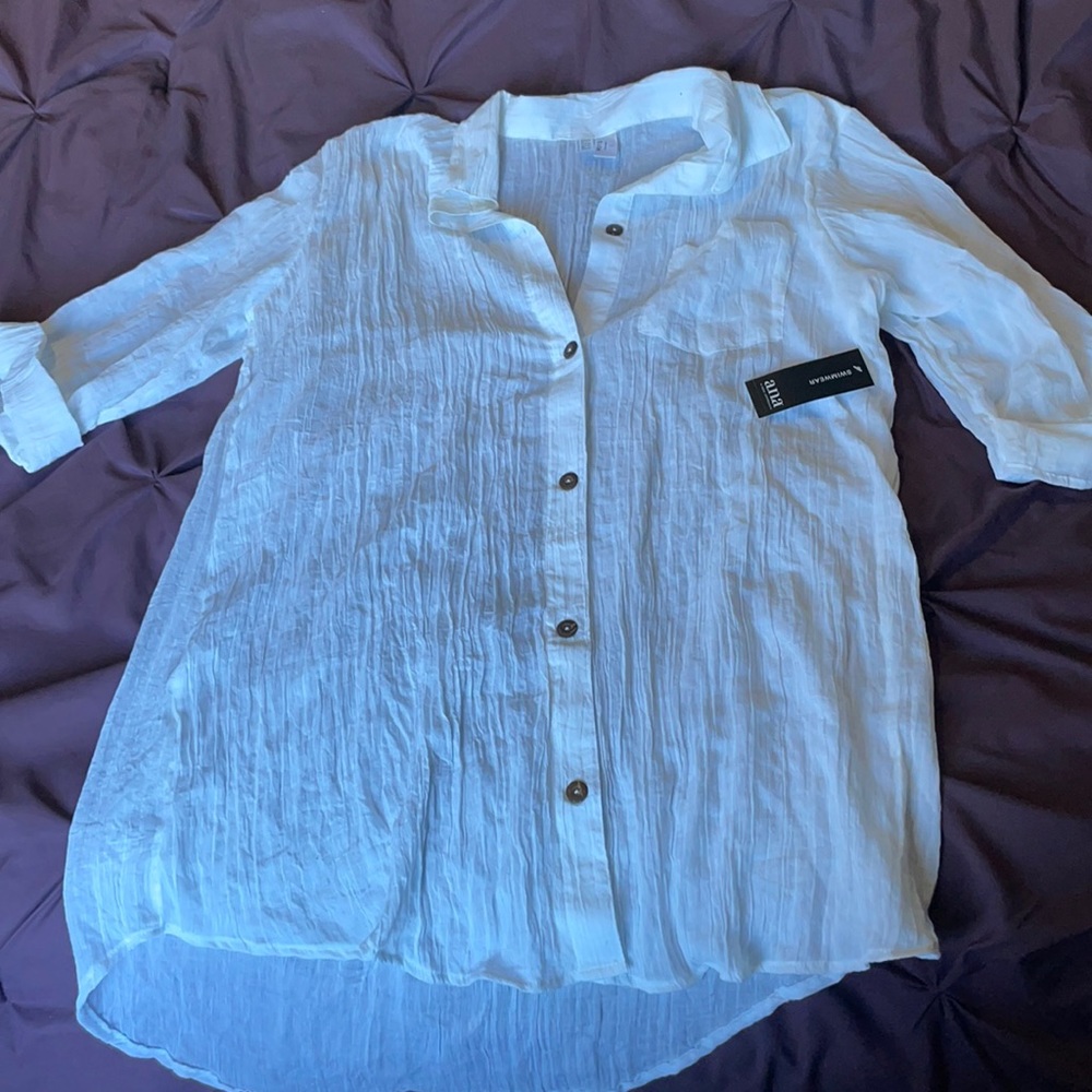 White swimsuit cover size L new with tags